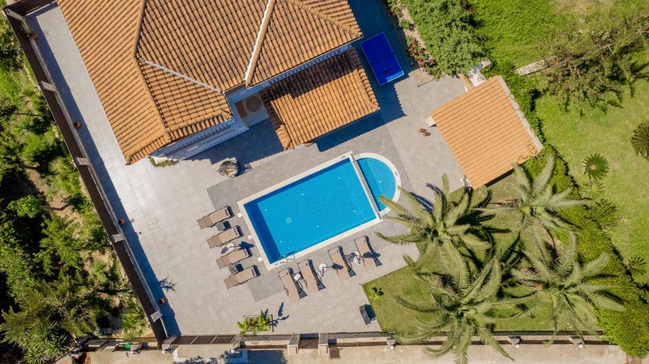 Luxury Villa Vanato & Pool Koukounariá Exterior photo
