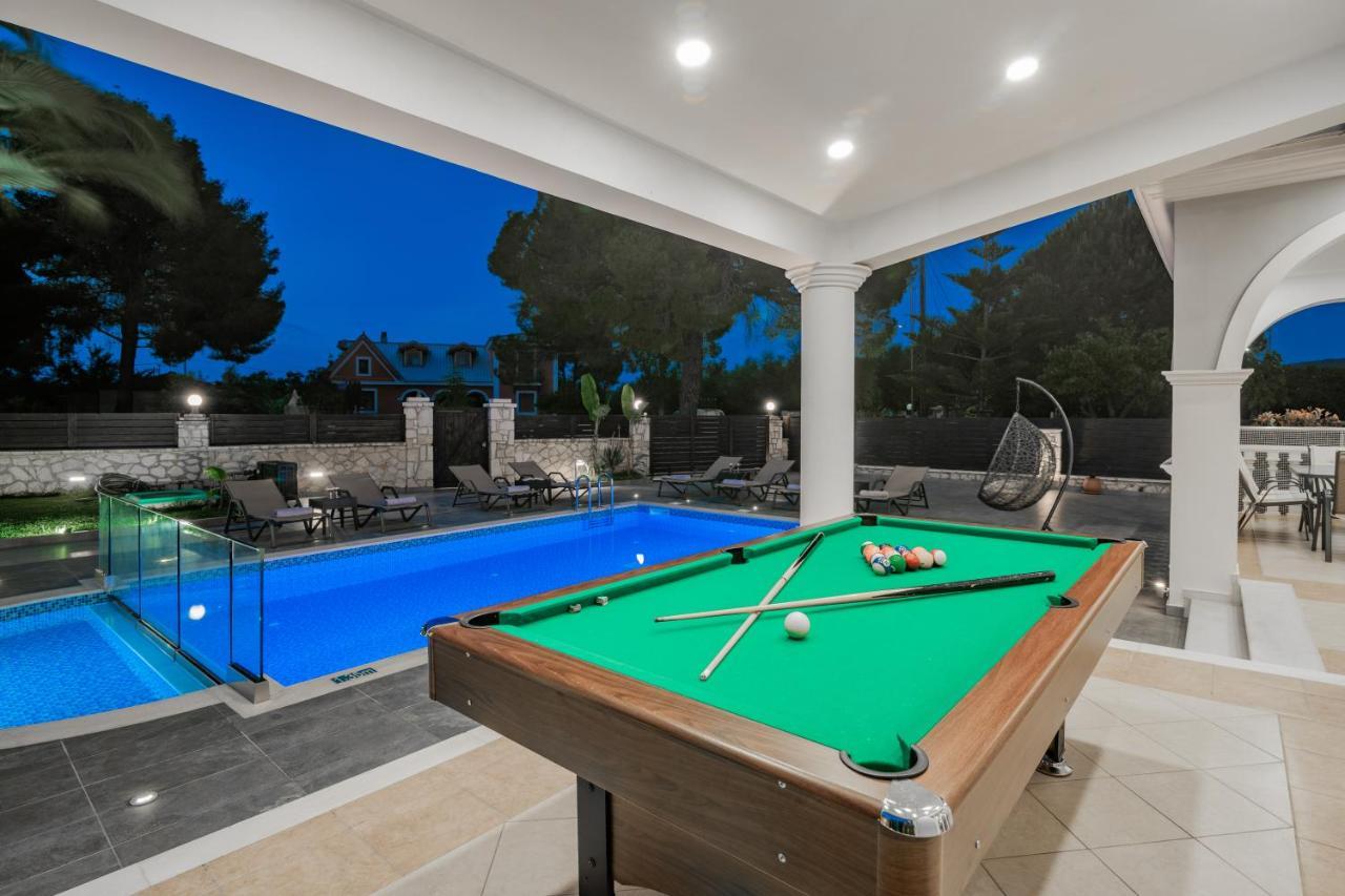 Luxury Villa Vanato & Pool Koukounariá Exterior photo