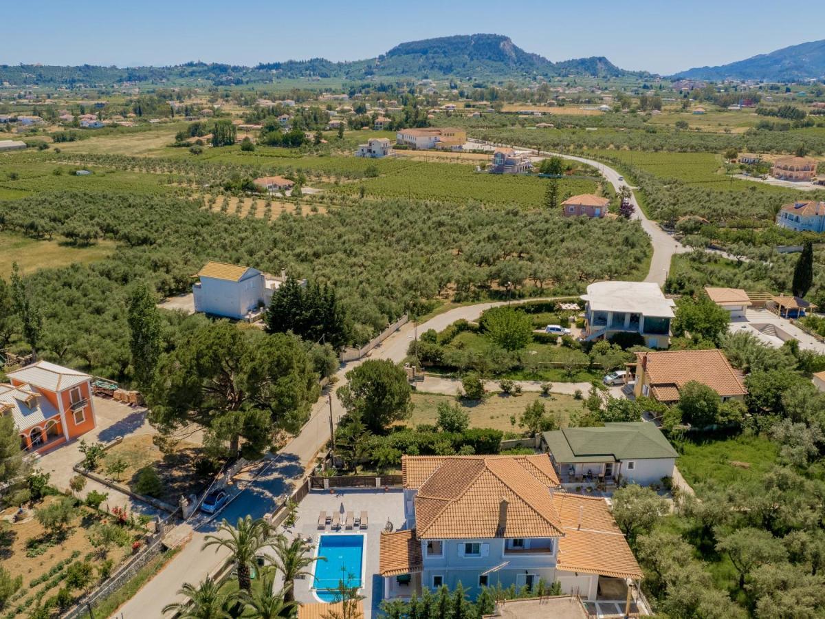Luxury Villa Vanato & Pool Koukounariá Exterior photo