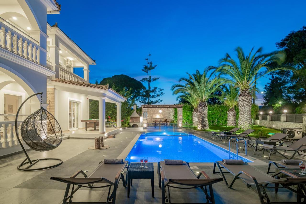 Luxury Villa Vanato & Pool Koukounariá Exterior photo